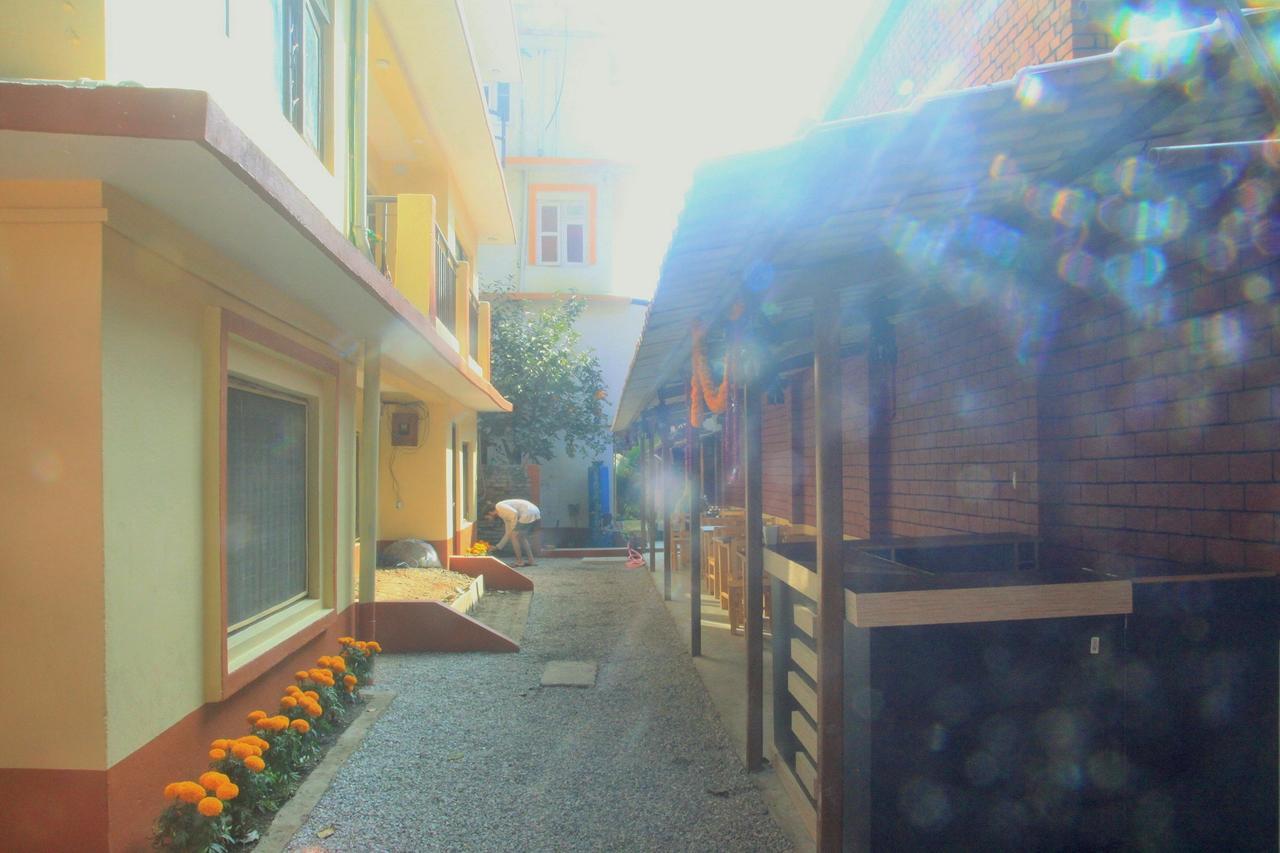 Kathmandu Village House מראה חיצוני תמונה
